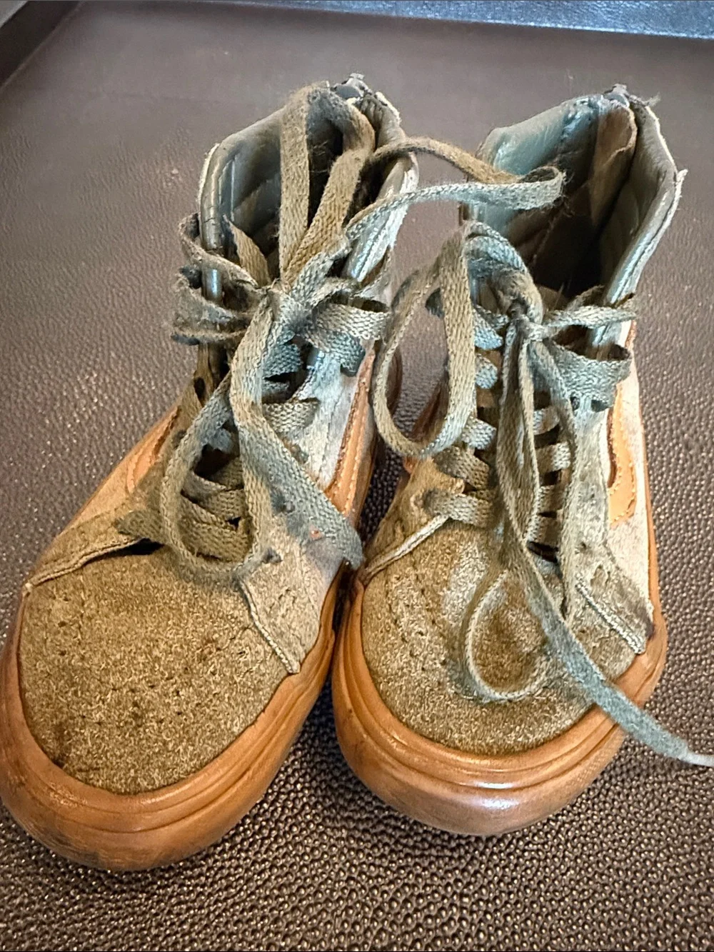 Vans Olive Green Gum Suede High-Top Sneakers size 11
